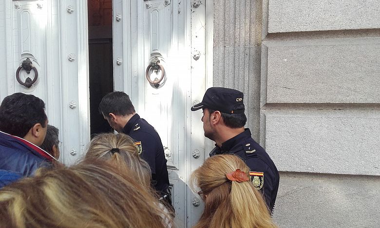 2016 06 16 ProtestaConvenioLimpezaDeputacionOurense06.jpg